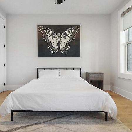 The Atlanta Skyline View Home Bagian luar foto